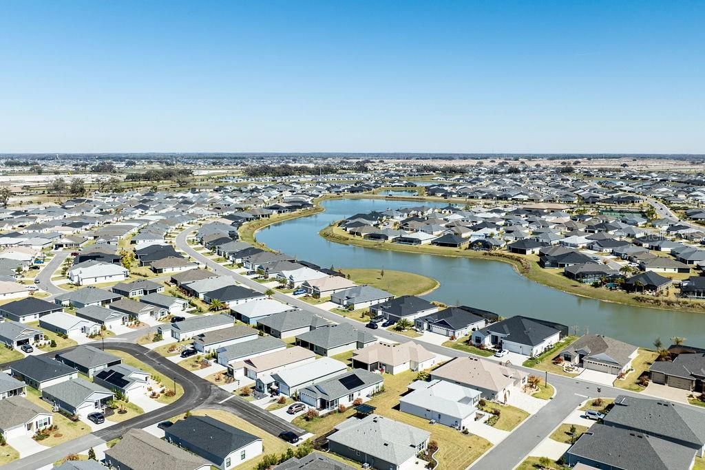 Activo con contrato: $319,999 (2 camas, 2 baños, 1209 Pies cuadrados)