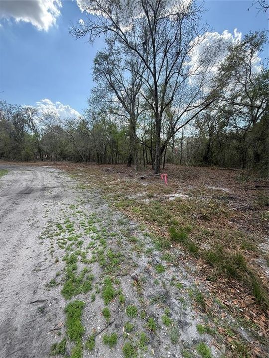 На продажу: $425,000 (9.50 acres)