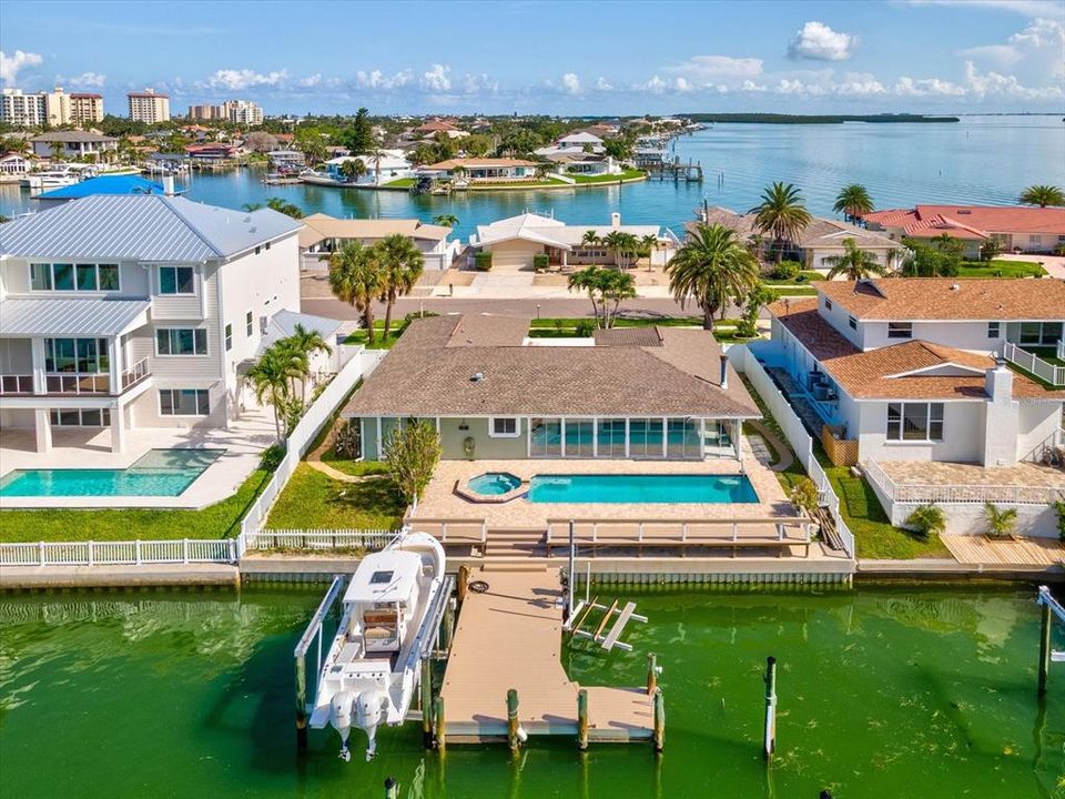 Activo con contrato: $1,349,000 (3 camas, 2 baños, 2167 Pies cuadrados)