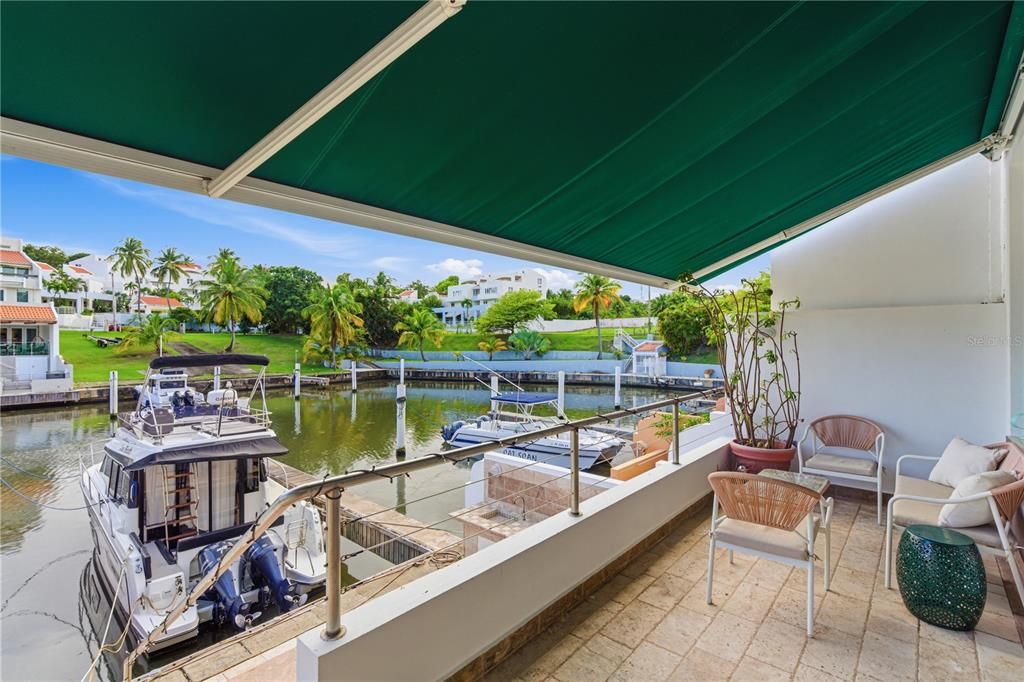 For Sale: $879,000 (3 beds, 2 baths, 1615 Square Feet)