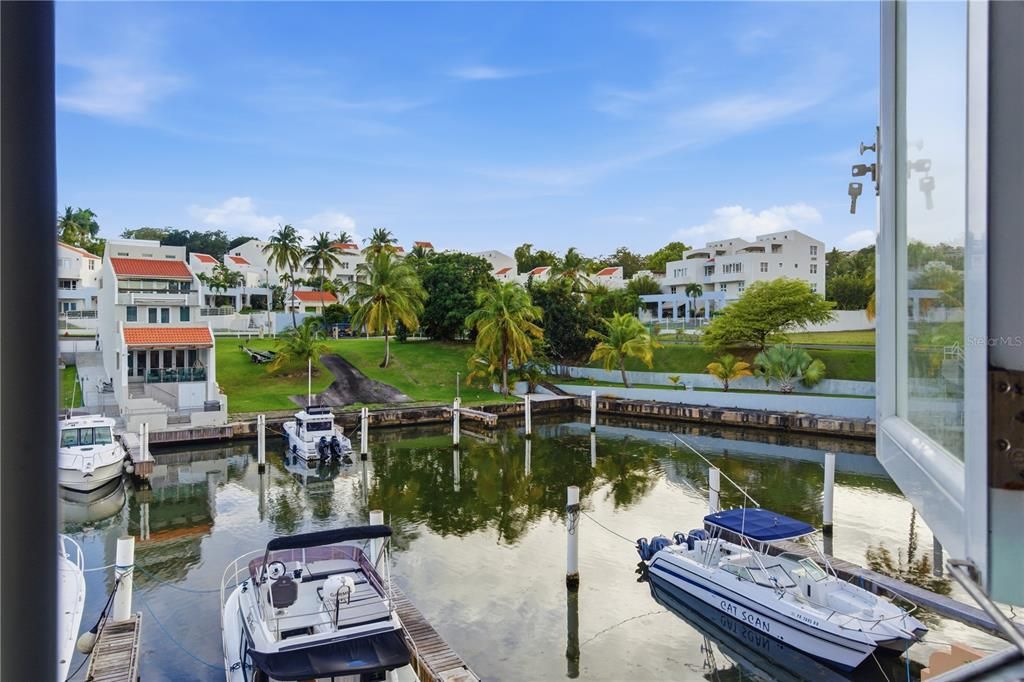 For Sale: $879,000 (3 beds, 2 baths, 1615 Square Feet)