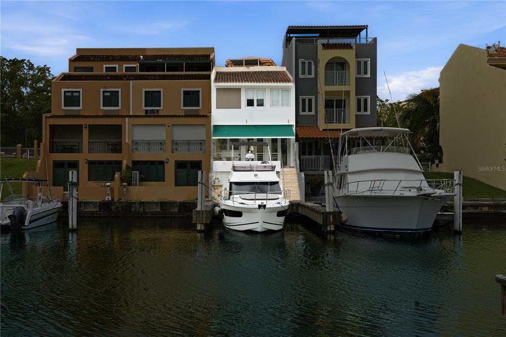 For Sale: $879,000 (3 beds, 2 baths, 1615 Square Feet)