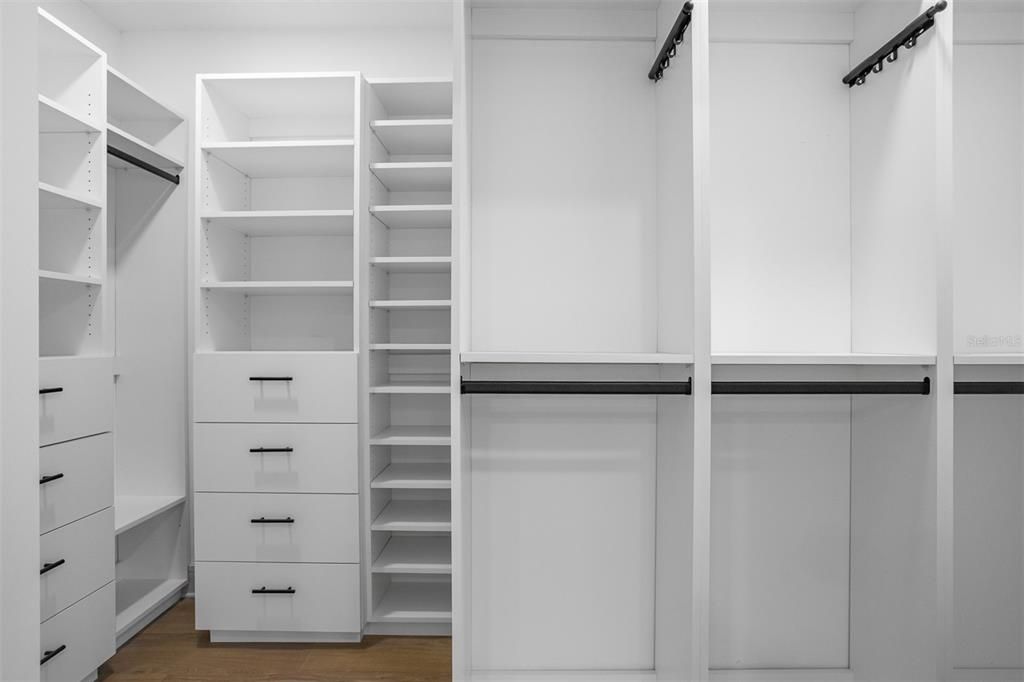 Activo con contrato: $650,000 (3 camas, 2 baños, 1502 Pies cuadrados)