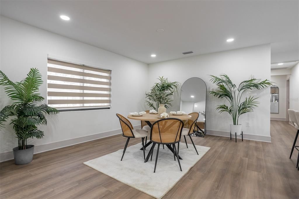 Activo con contrato: $650,000 (3 camas, 2 baños, 1502 Pies cuadrados)