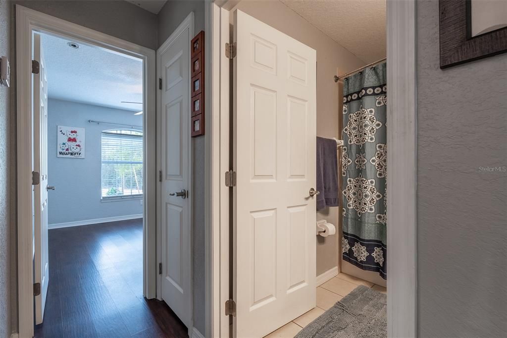 На продажу: $294,900 (3 спален, 2 ванн, 1576 Квадратных фут)