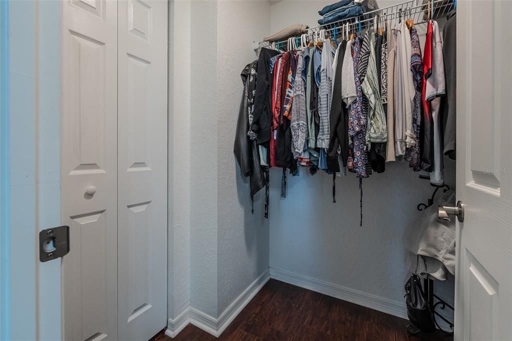 На продажу: $294,900 (3 спален, 2 ванн, 1576 Квадратных фут)