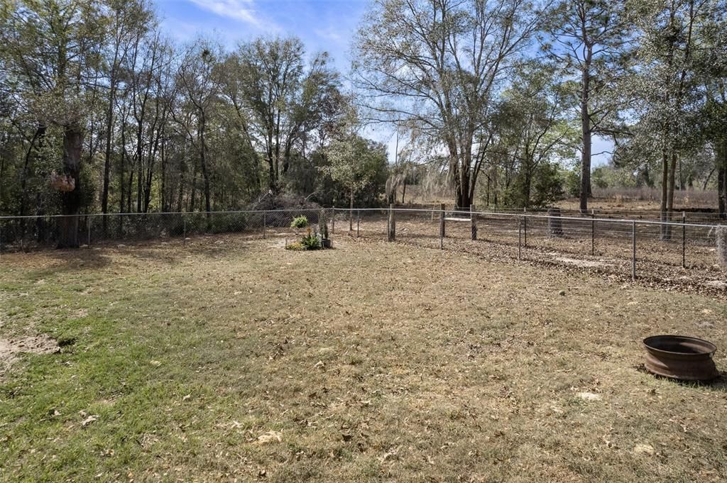 На продажу: $294,900 (3 спален, 2 ванн, 1576 Квадратных фут)