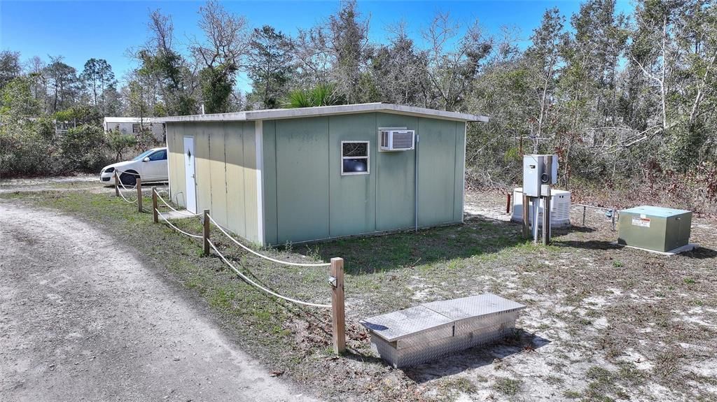 For Sale: $350,000 (2 beds, 2 baths, 1032 Square Feet)