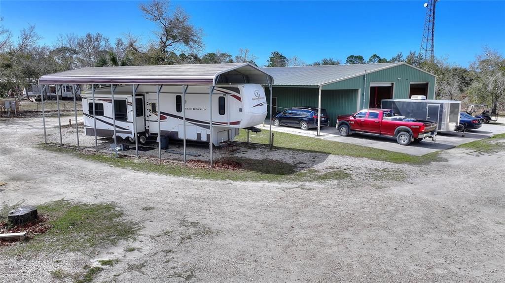 For Sale: $350,000 (2 beds, 2 baths, 1032 Square Feet)
