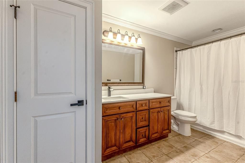 For Sale: $1,399,000 (6 beds, 4 baths, 4331 Square Feet)