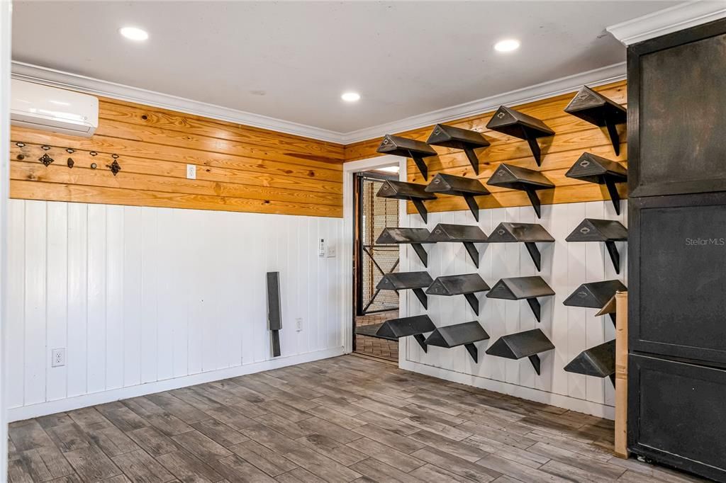 For Sale: $1,399,000 (6 beds, 4 baths, 4331 Square Feet)