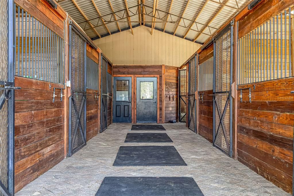 For Sale: $1,399,000 (6 beds, 4 baths, 4331 Square Feet)
