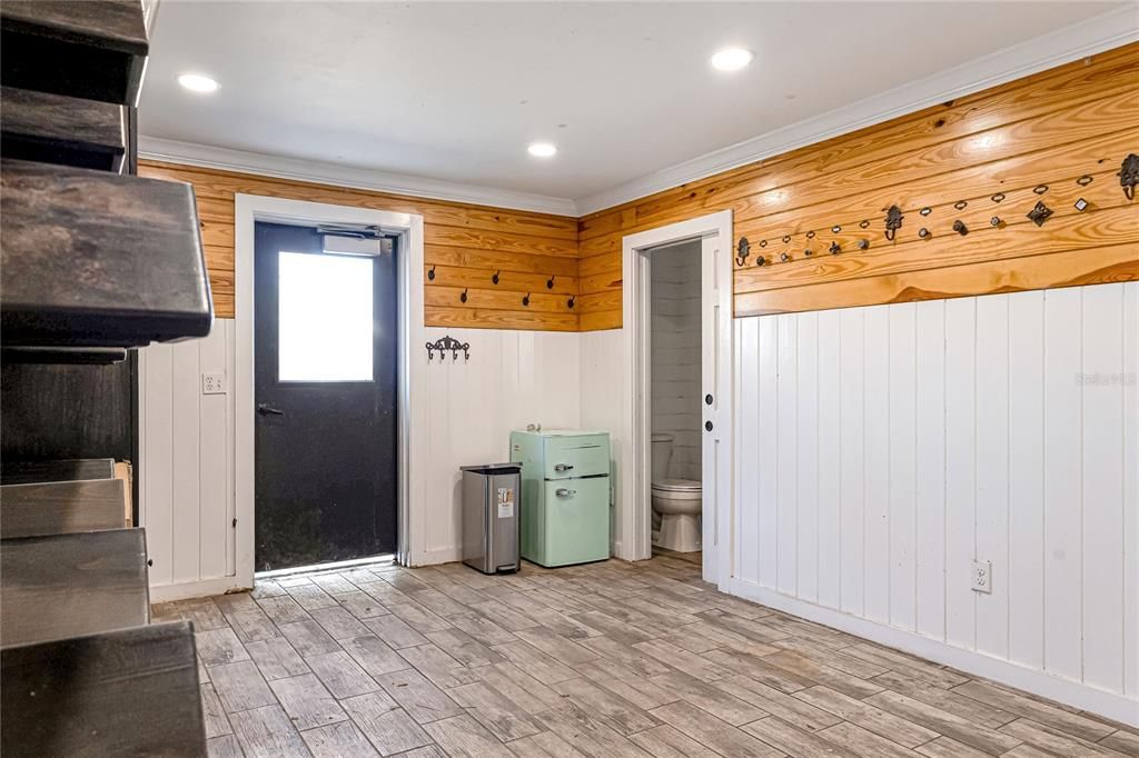 For Sale: $1,399,000 (6 beds, 4 baths, 4331 Square Feet)