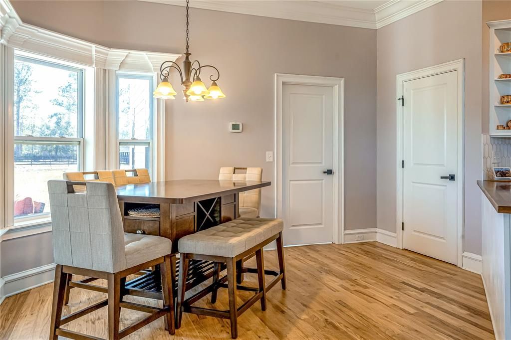 For Sale: $1,399,000 (6 beds, 4 baths, 4331 Square Feet)