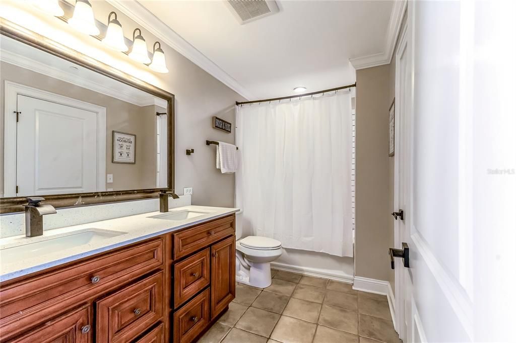 For Sale: $1,399,000 (6 beds, 4 baths, 4331 Square Feet)