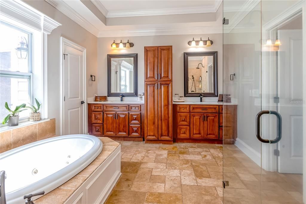 For Sale: $1,399,000 (6 beds, 4 baths, 4331 Square Feet)