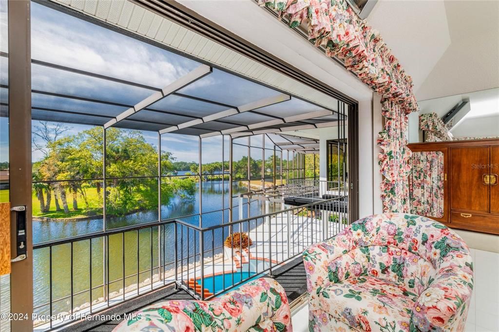 En Venta: $2,150,000 (5 camas, 4 baños, 6098 Pies cuadrados)