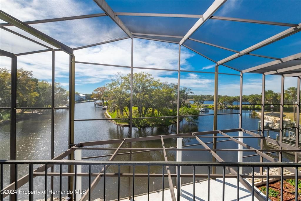 En Venta: $2,150,000 (5 camas, 4 baños, 6098 Pies cuadrados)