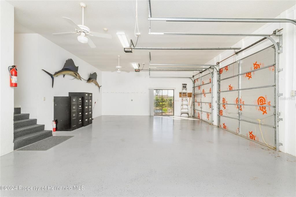 En Venta: $2,150,000 (5 camas, 4 baños, 6098 Pies cuadrados)