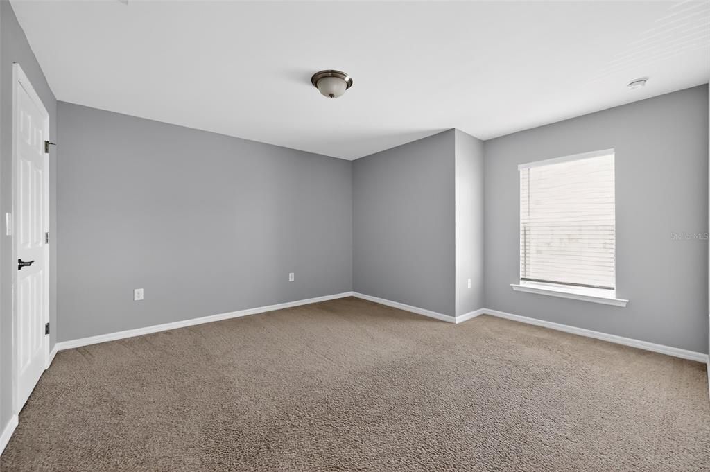 For Sale: $289,000 (3 beds, 2 baths, 1829 Square Feet)