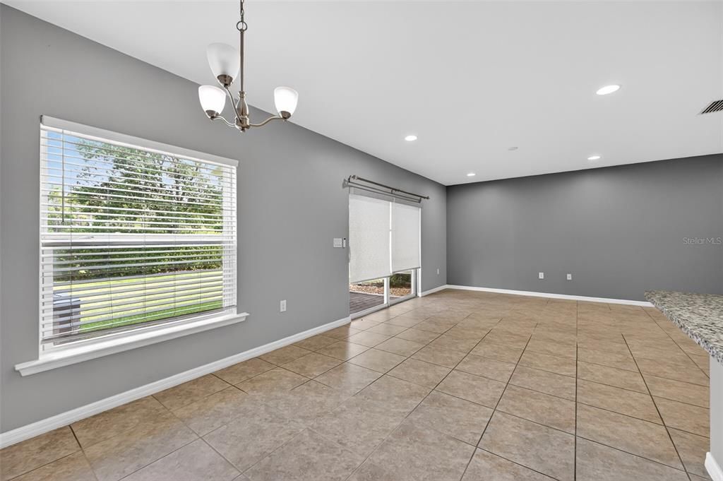 For Sale: $289,000 (3 beds, 2 baths, 1829 Square Feet)