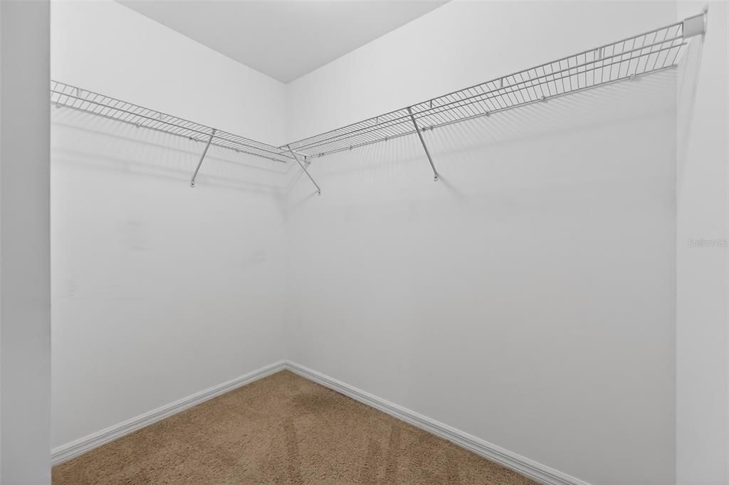 For Sale: $289,000 (3 beds, 2 baths, 1829 Square Feet)
