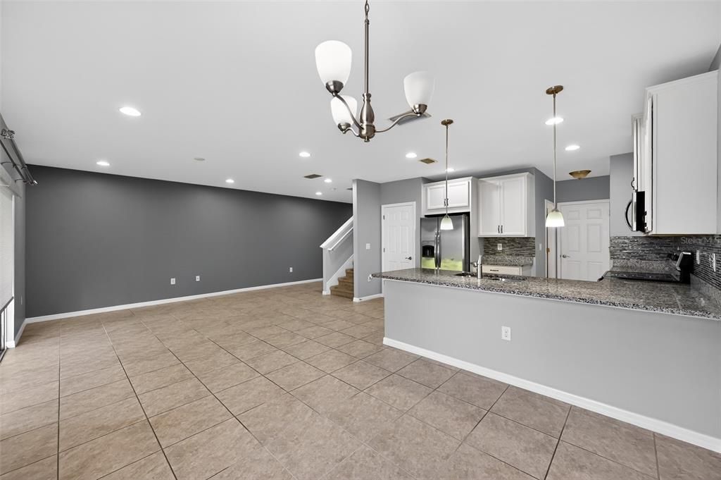 For Sale: $289,000 (3 beds, 2 baths, 1829 Square Feet)