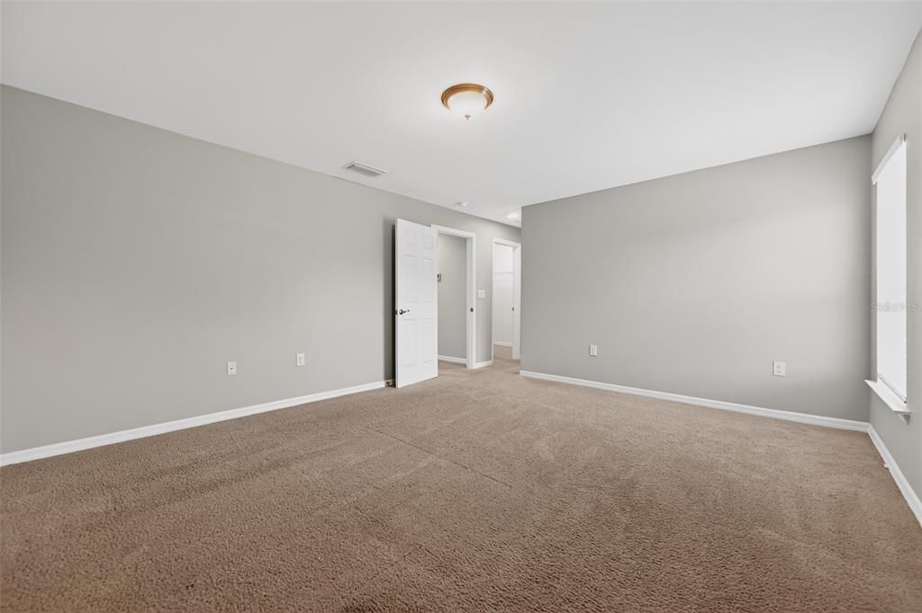 For Sale: $289,000 (3 beds, 2 baths, 1829 Square Feet)