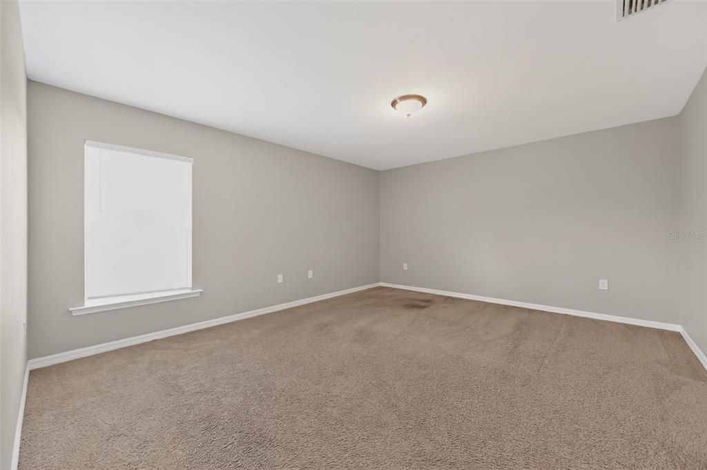 For Sale: $289,000 (3 beds, 2 baths, 1829 Square Feet)