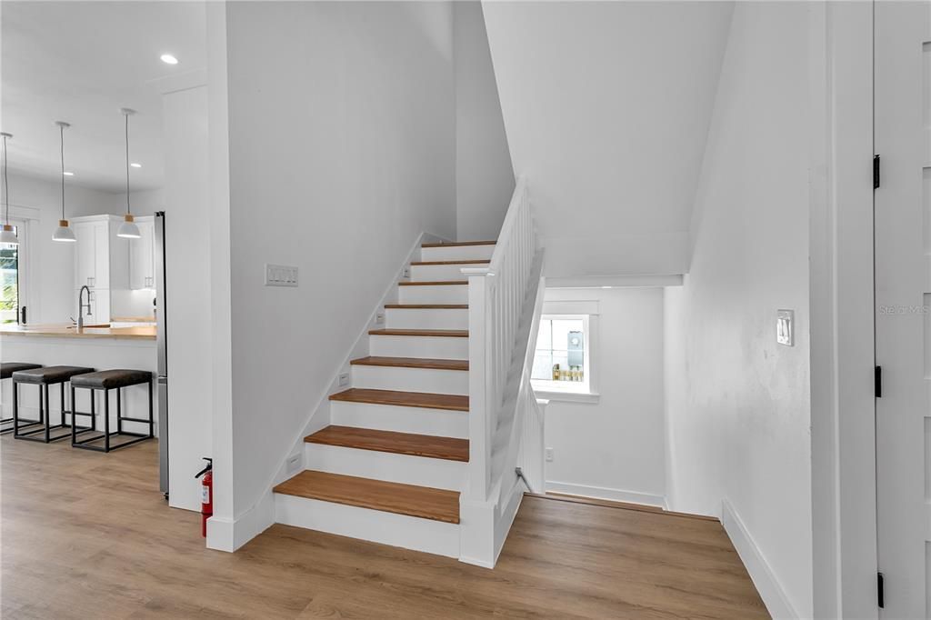 For Sale: $3,475,000 (7 beds, 6 baths, 3025 Square Feet)