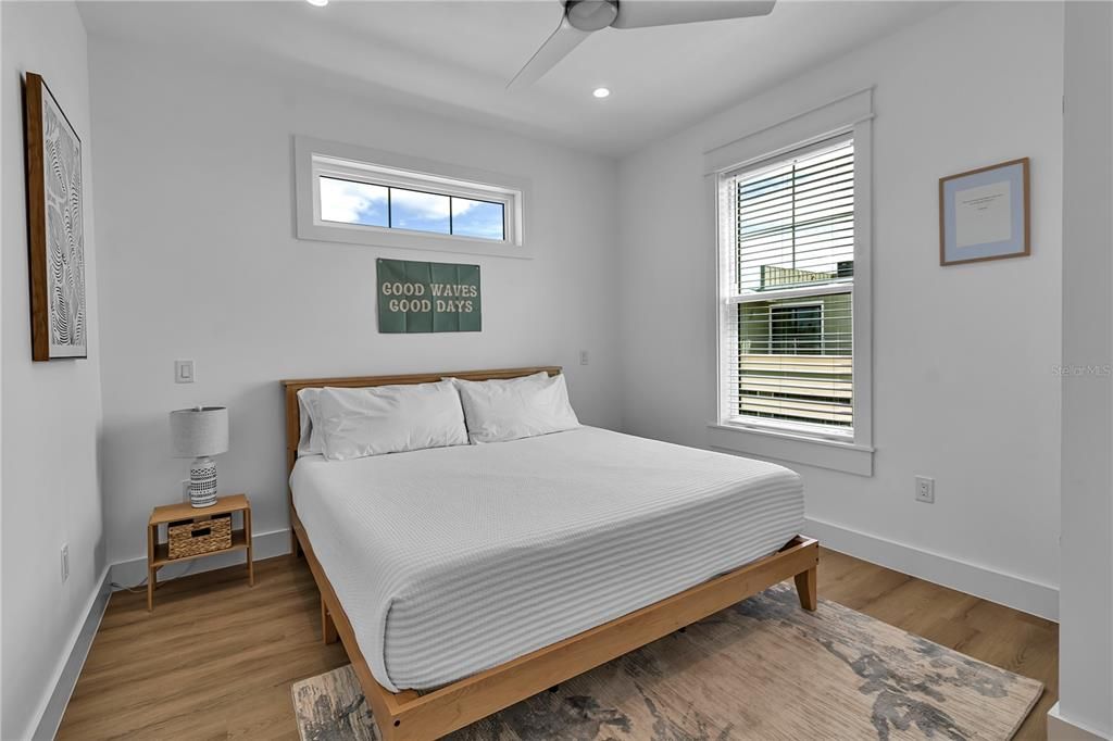 For Sale: $3,475,000 (7 beds, 6 baths, 3025 Square Feet)