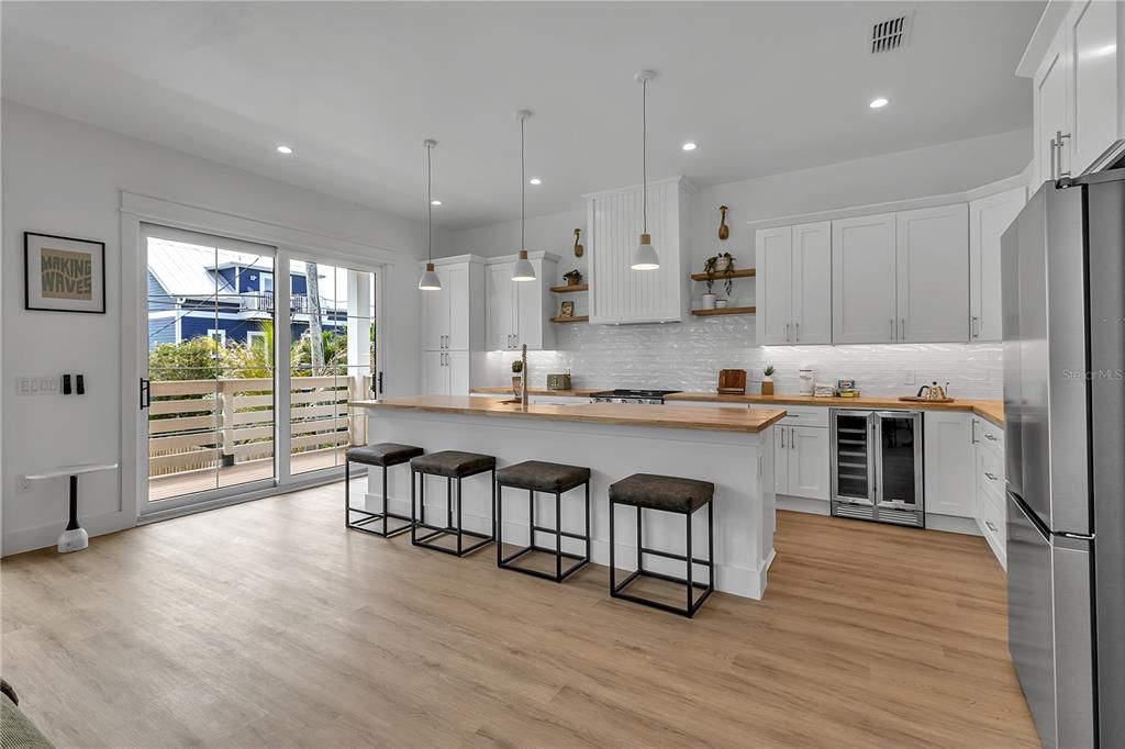 For Sale: $3,475,000 (7 beds, 6 baths, 3025 Square Feet)