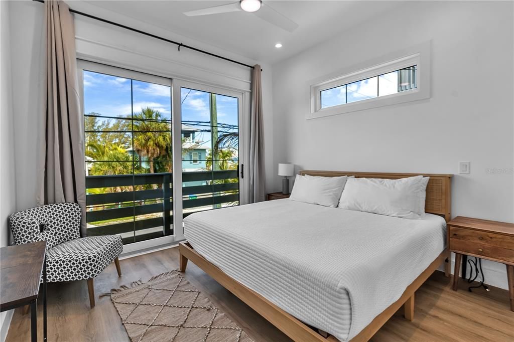 For Sale: $3,475,000 (7 beds, 6 baths, 3025 Square Feet)