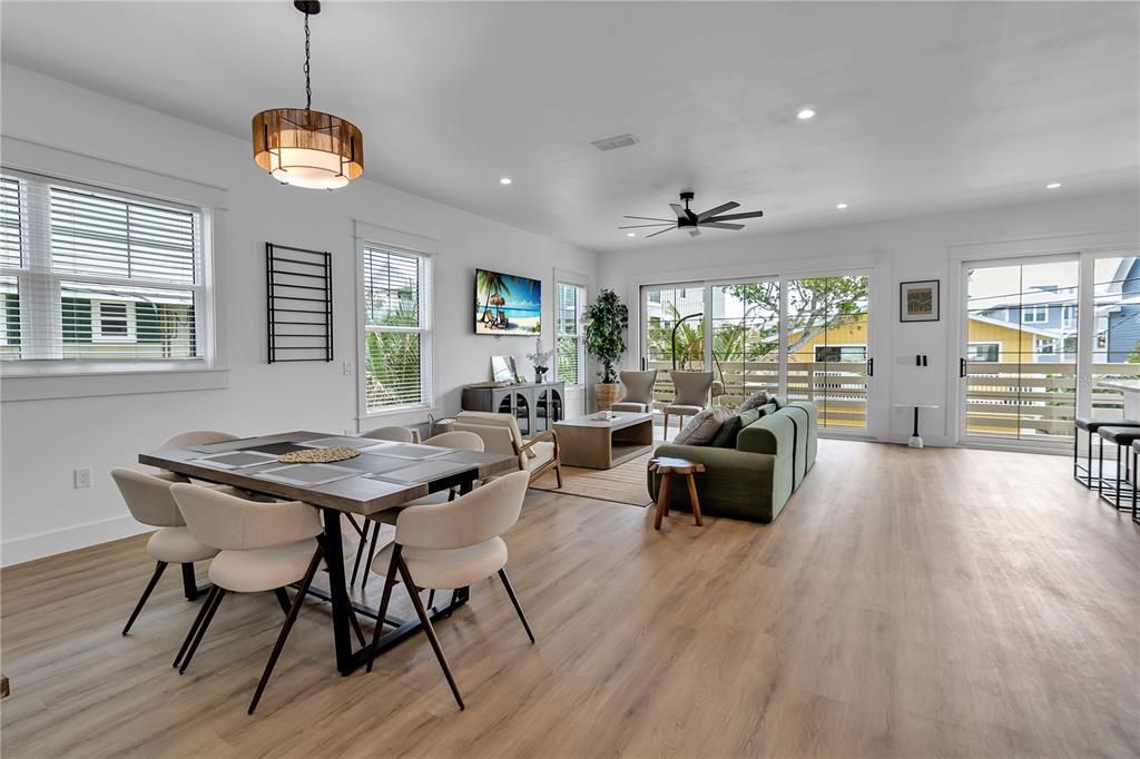 For Sale: $3,475,000 (7 beds, 6 baths, 3025 Square Feet)