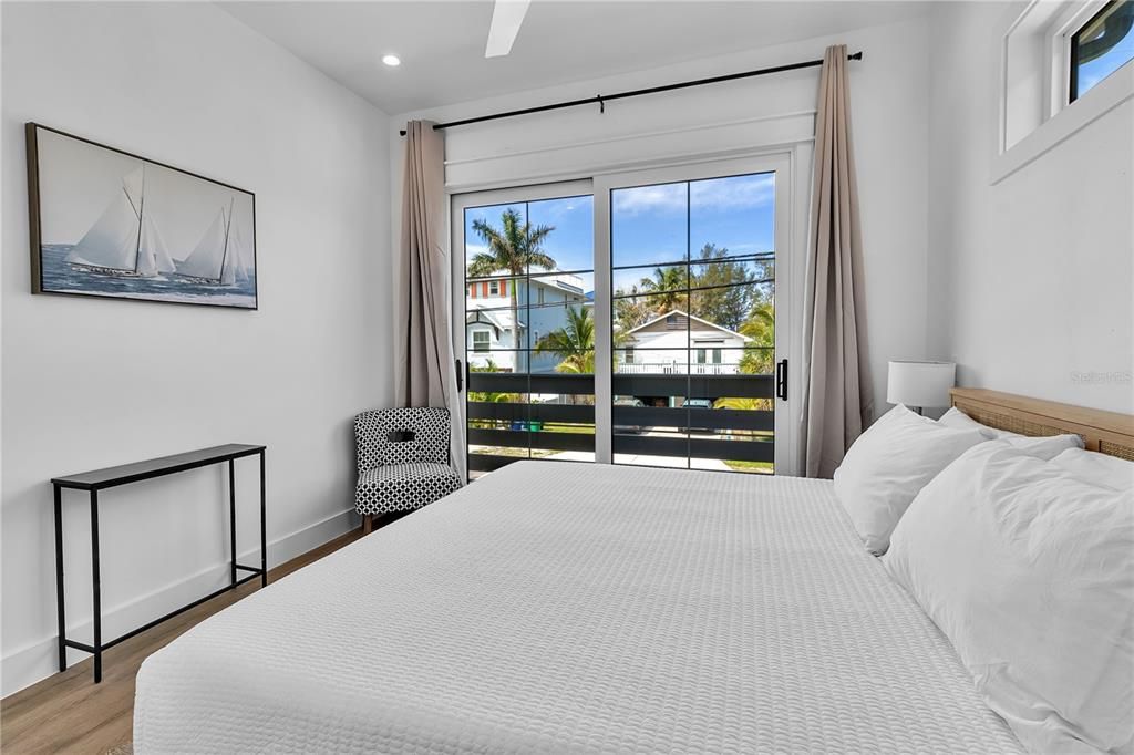 For Sale: $3,475,000 (7 beds, 6 baths, 3025 Square Feet)