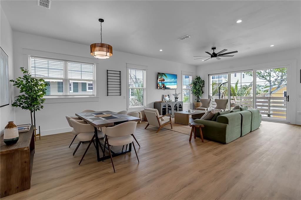 For Sale: $3,475,000 (7 beds, 6 baths, 3025 Square Feet)