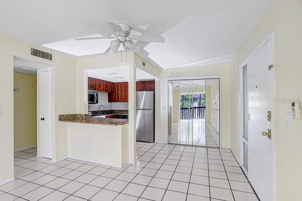 Active With Contract: $84,990 (1 beds, 1 baths, 710 Square Feet)