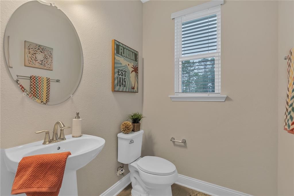 Activo con contrato: $349,990 (3 camas, 2 baños, 2043 Pies cuadrados)