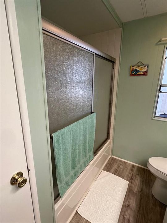 Activo con contrato: $79,900 (2 camas, 2 baños, 1000 Pies cuadrados)