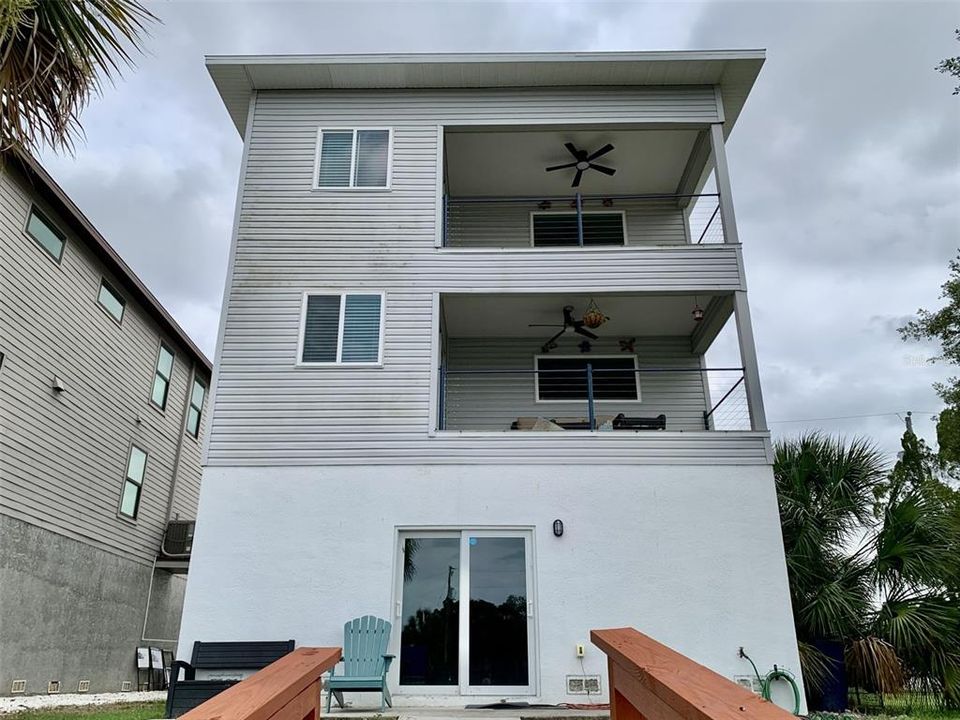 En Venta: $595,000 (3 camas, 2 baños, 1964 Pies cuadrados)