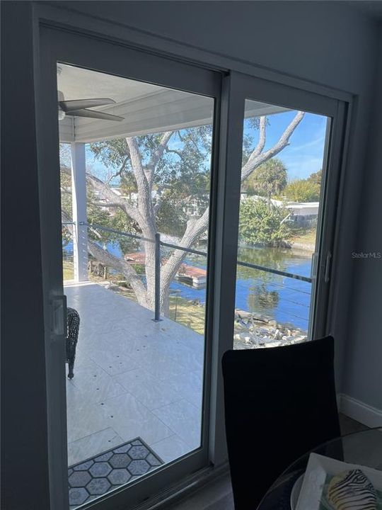 На продажу: $595,000 (3 спален, 2 ванн, 1964 Квадратных фут)