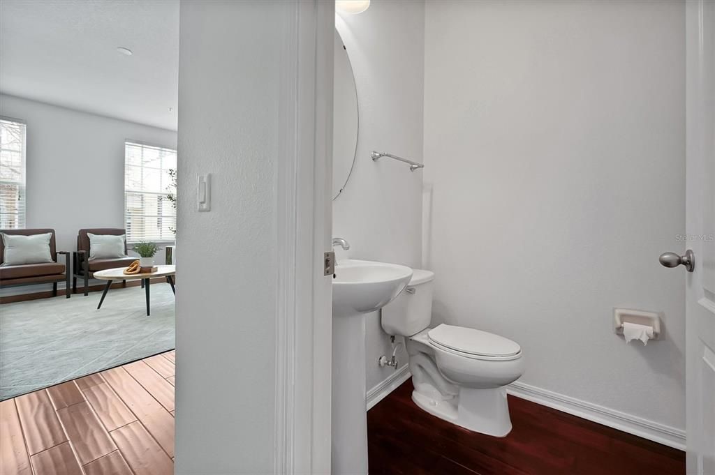 En Venta: $650,000 (3 camas, 3 baños, 2064 Pies cuadrados)