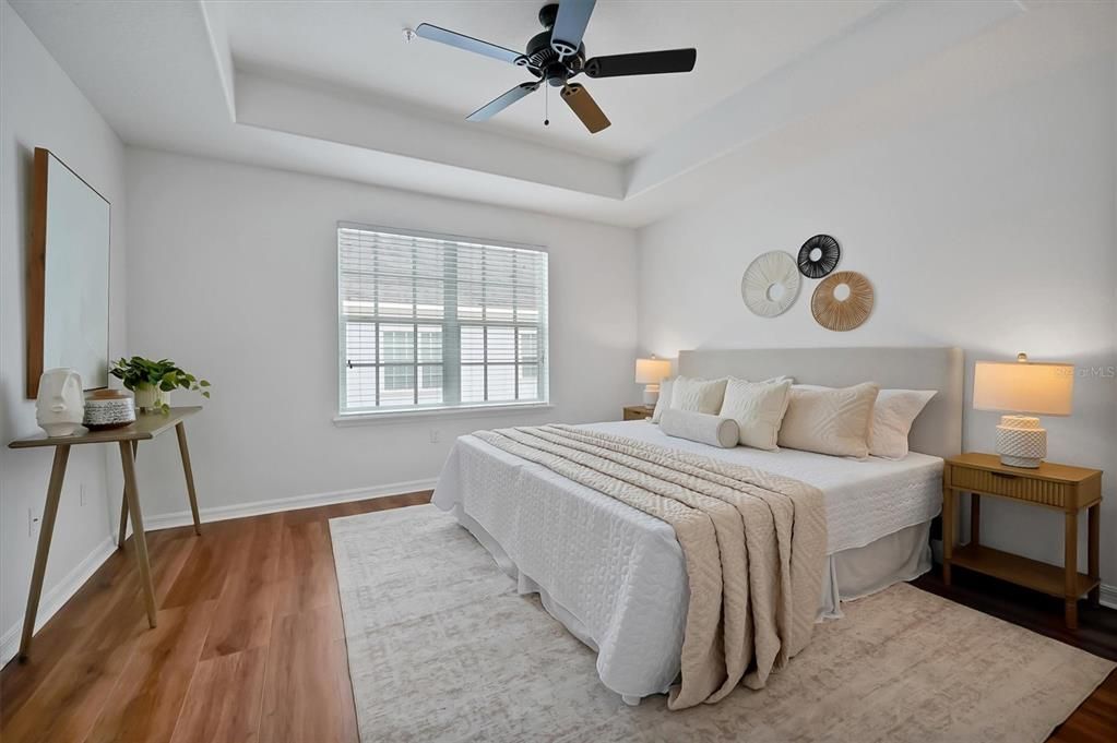 En Venta: $650,000 (3 camas, 3 baños, 2064 Pies cuadrados)