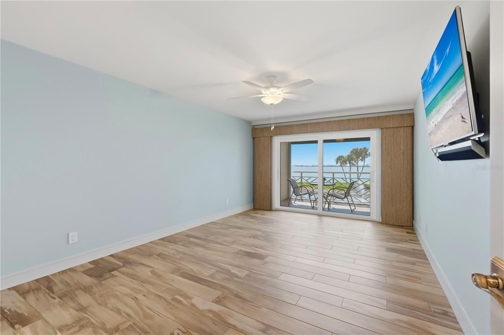 For Sale: $1,135,000 (3 beds, 2 baths, 2103 Square Feet)