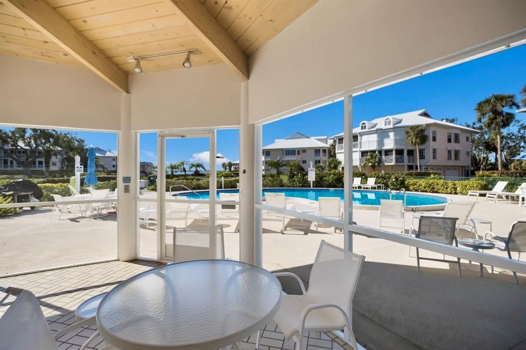 For Sale: $1,135,000 (3 beds, 2 baths, 2103 Square Feet)