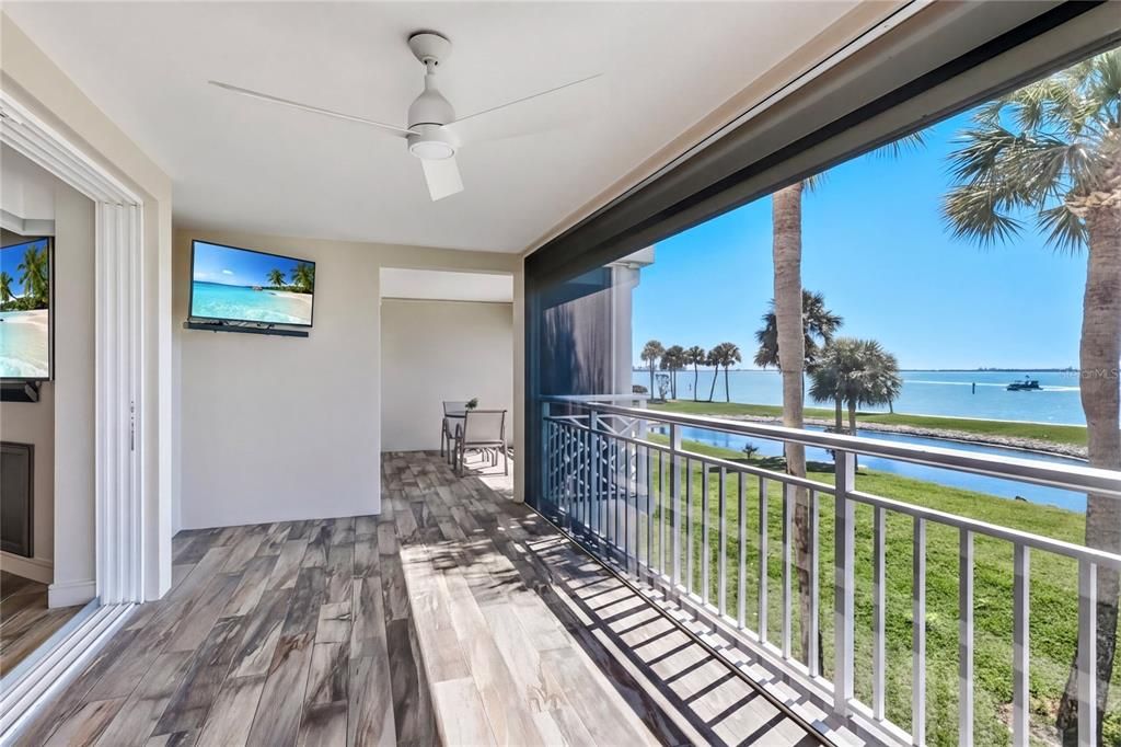 For Sale: $1,135,000 (3 beds, 2 baths, 2103 Square Feet)