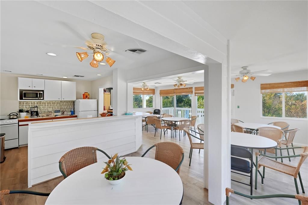 For Sale: $1,135,000 (3 beds, 2 baths, 2103 Square Feet)