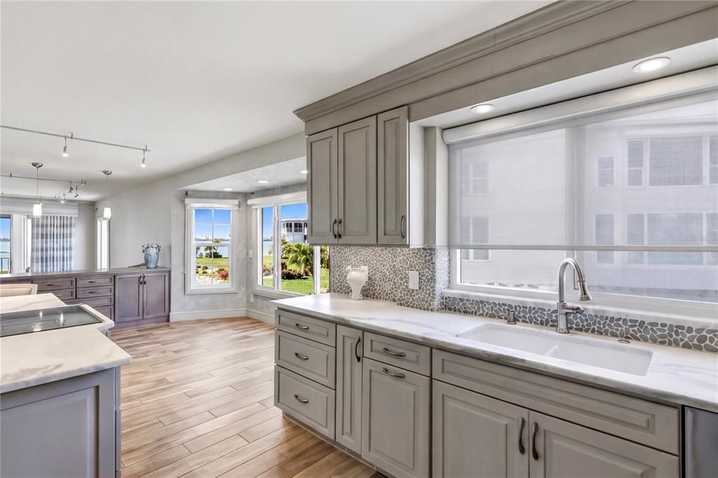 For Sale: $1,135,000 (3 beds, 2 baths, 2103 Square Feet)