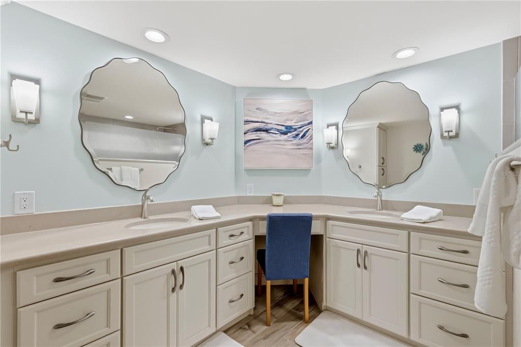 For Sale: $1,135,000 (3 beds, 2 baths, 2103 Square Feet)