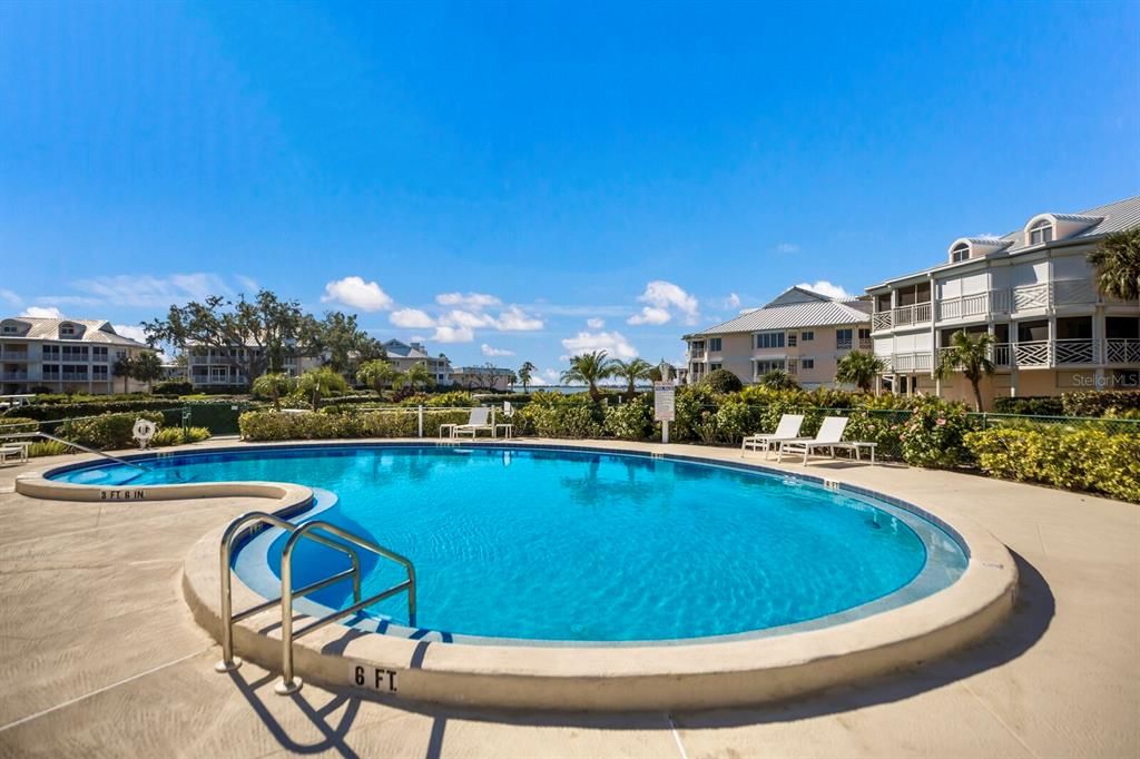 For Sale: $1,135,000 (3 beds, 2 baths, 2103 Square Feet)